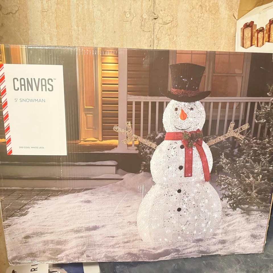Moving sale - 8ft Pre-lit Tree, 5ft Snowman, Light-up Gifts - photo 2