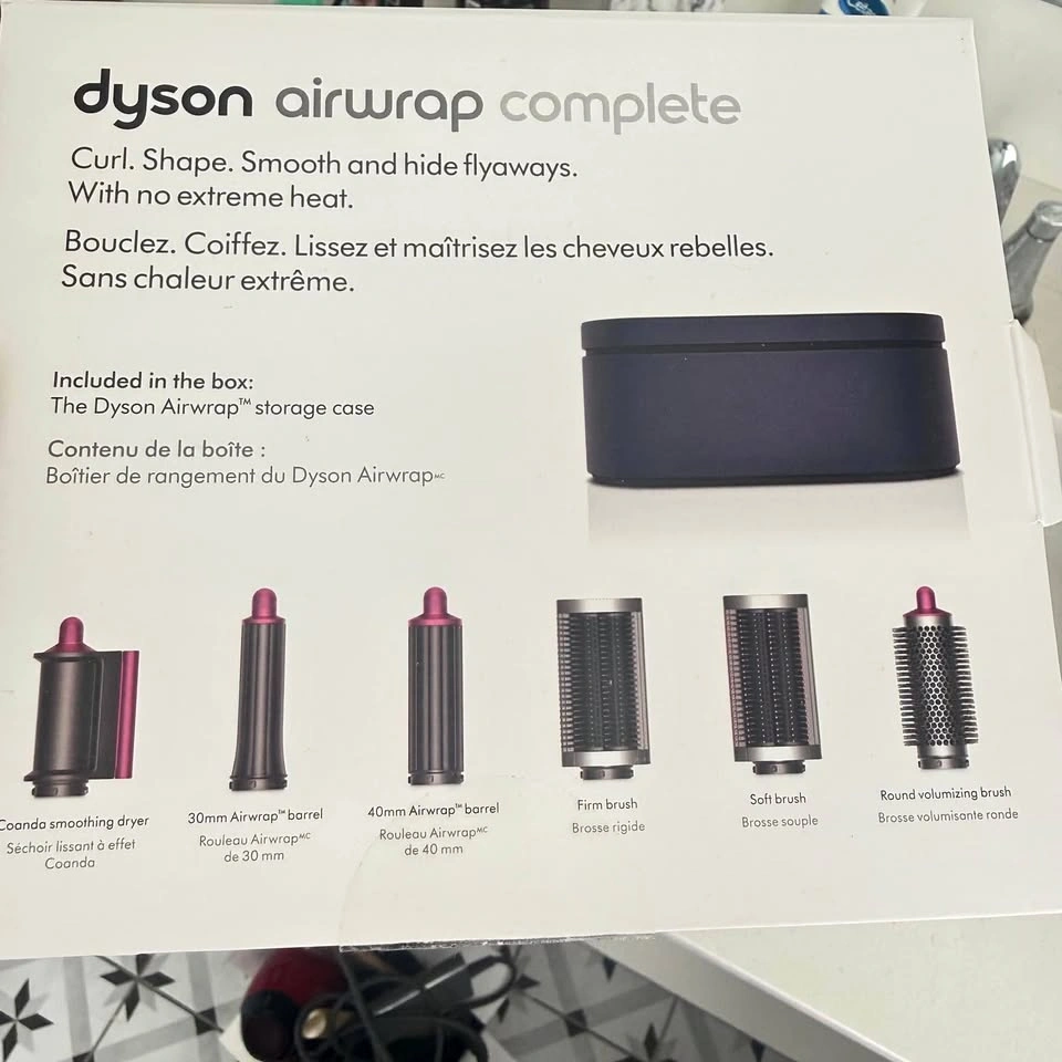 Dyson Airwrap Complete set with Storage & Box