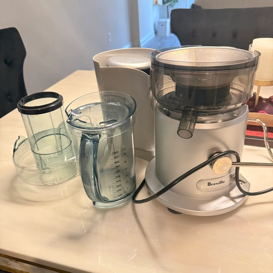 Moving Sale - Multiple Small Appliances - photo 3