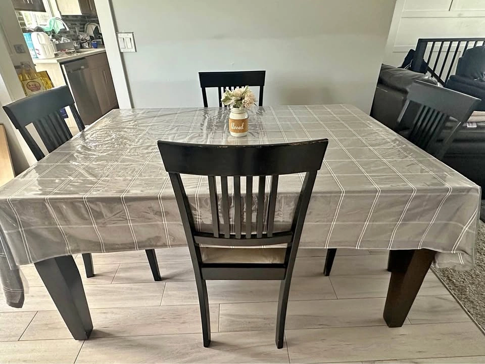 Expandable 4–6 Seater Dining Table Set – Solid Wood Chairs