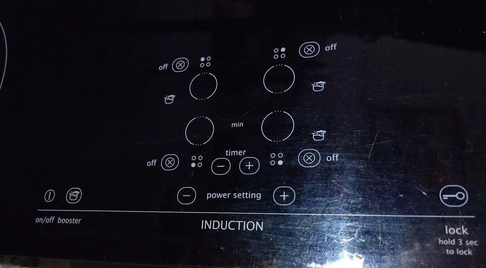 IKEA ICI500XB induction cooktop - photo 2