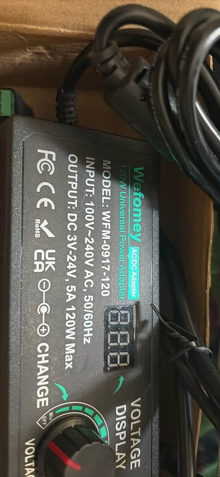 Universal charger - photo 4