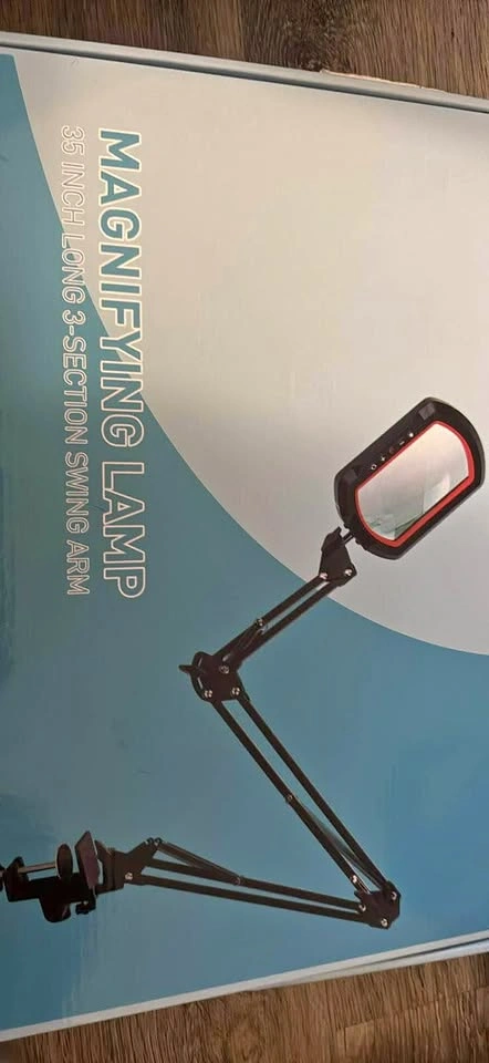 Magnifying Lamp