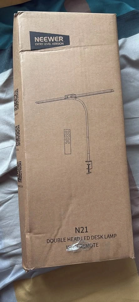 LED desk lamp - photo 3
