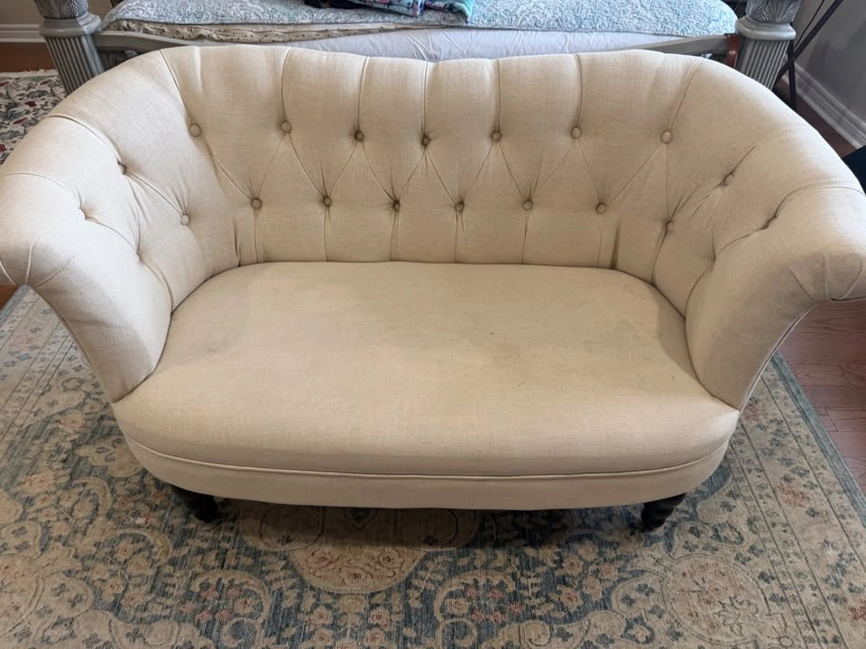 Lounge Accent Sofa - photo 3