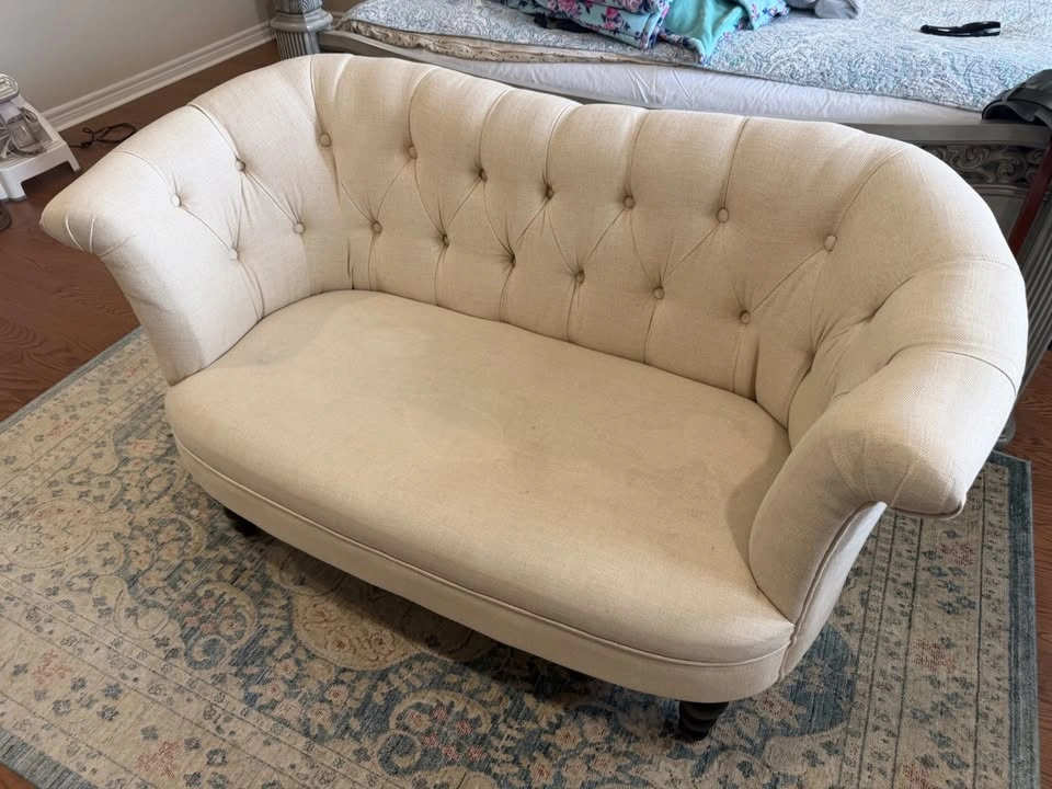 Lounge Accent Sofa - photo 5