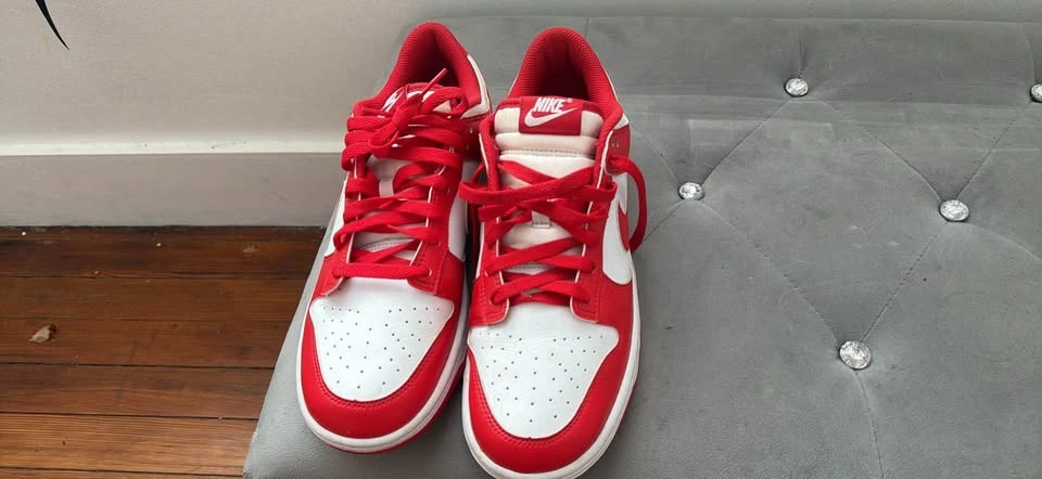 Red Nike dunks - photo 4