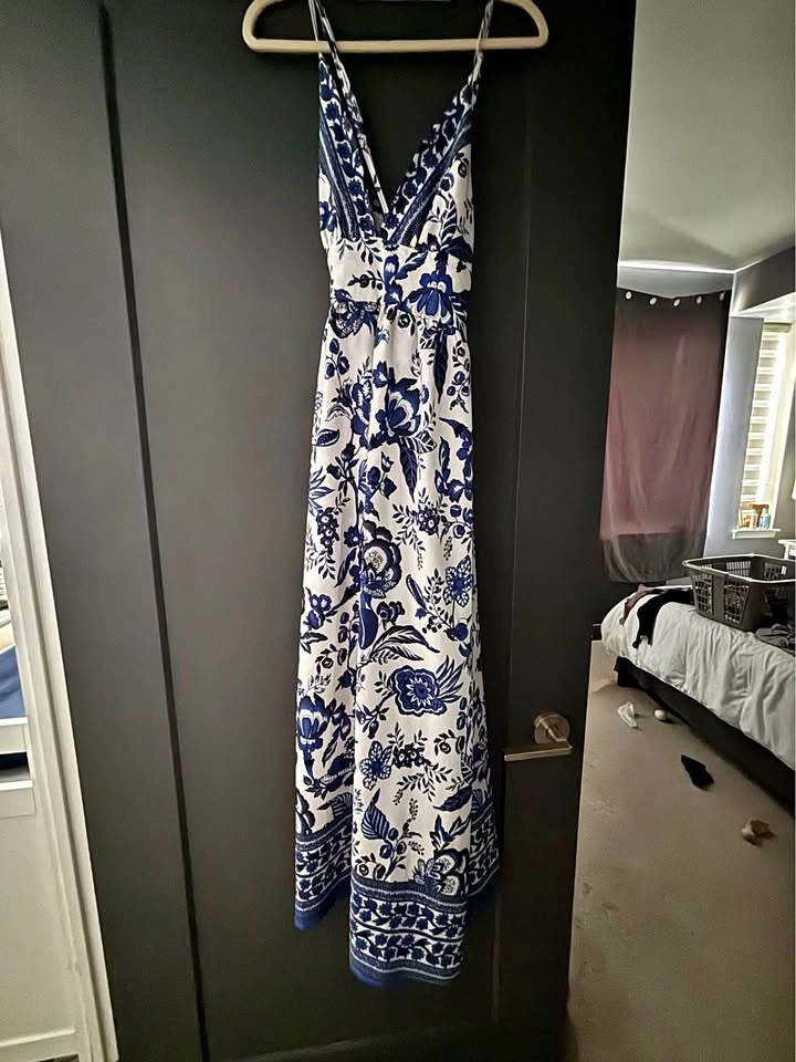 Lot of 3 Summer Dresses - Floral and Patterned (size small)