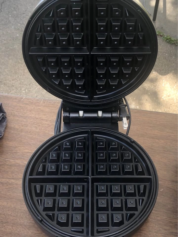 Moving Sale! $20 Housewares. - photo 4