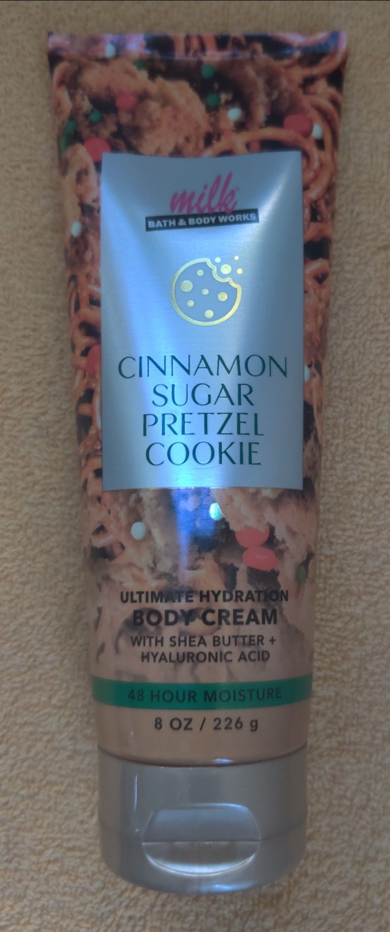 Bath & Body Works Cinnamon Sugar Pretzel Cookie Body Cream