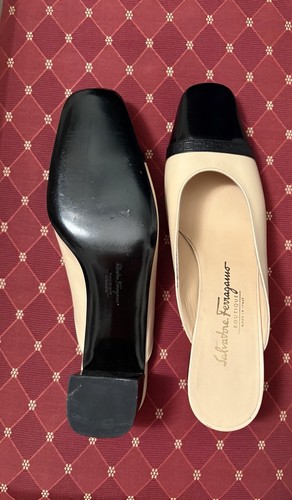 Salvatore Ferragamo Beige & Black Leather Cap Toe Heels Size 9.5 - photo 2