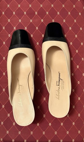 Salvatore Ferragamo Beige & Black Leather Cap Toe Heels Size 9.5 - photo 3
