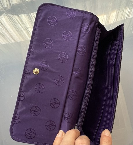 Adrienne Vittadini Studio Wallet RFID Protection embossed fold - photo 3