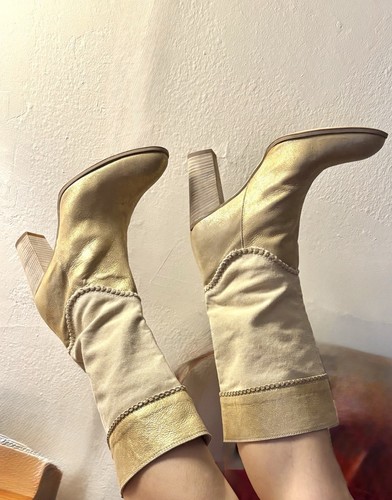 Luxury Boutique 58 Gold Ankle Boots Size 39 - photo 4
