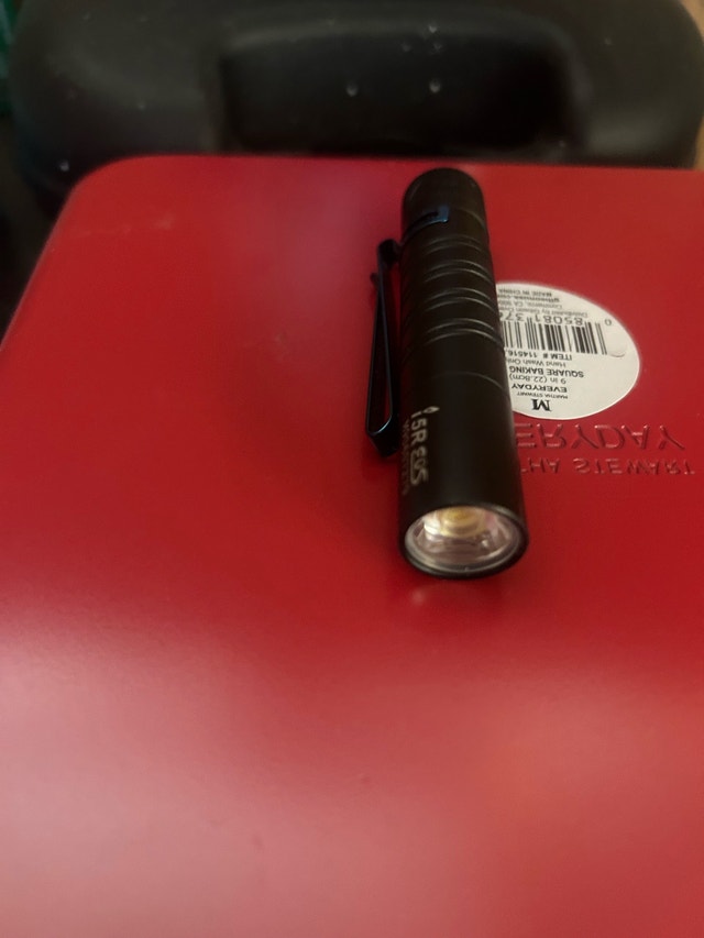 Olight i5R EOS - photo 2