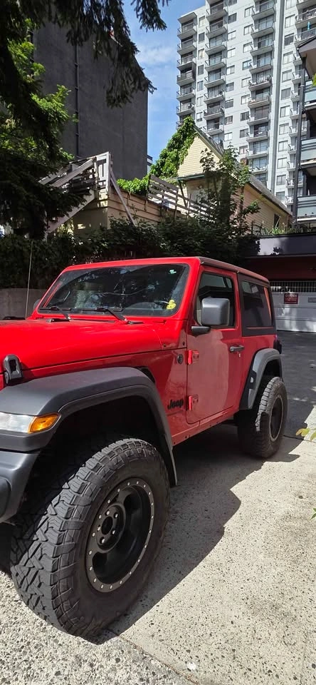 2022 Jeep Wrangler 2-Door Manual - photo 2