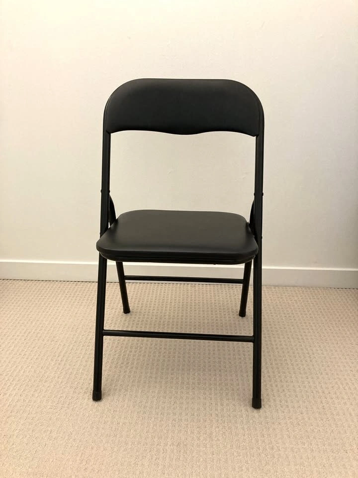 Excellent Condition Black Padded Folding Chair - photo 3