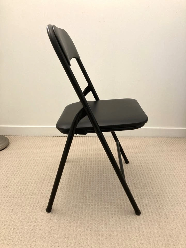 Excellent Condition Black Padded Folding Chair - photo 4