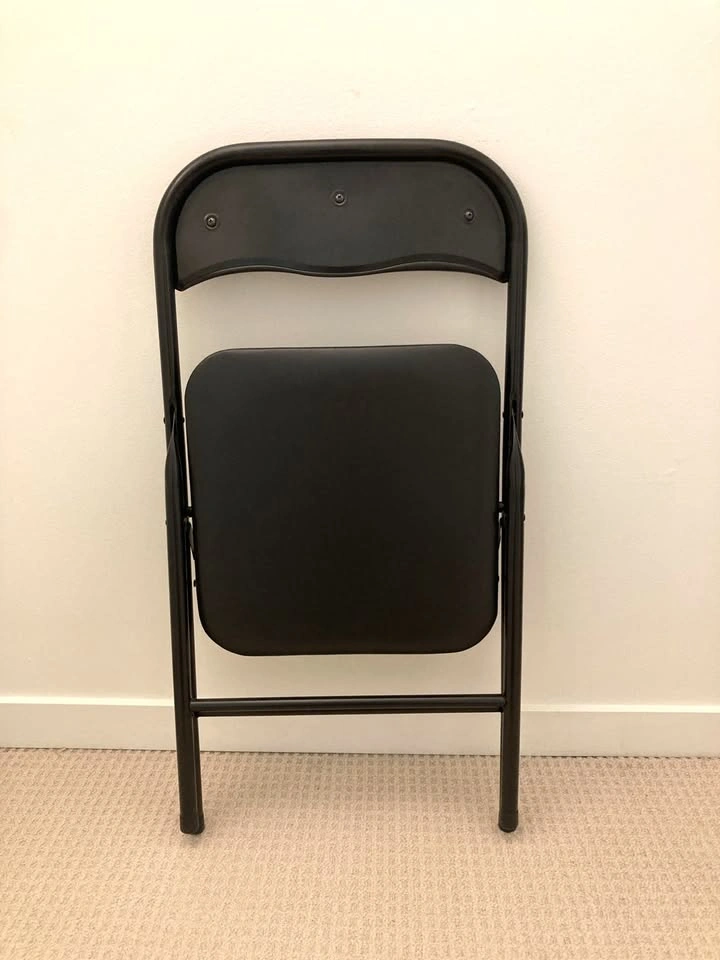 Excellent Condition Black Padded Folding Chair - photo 5