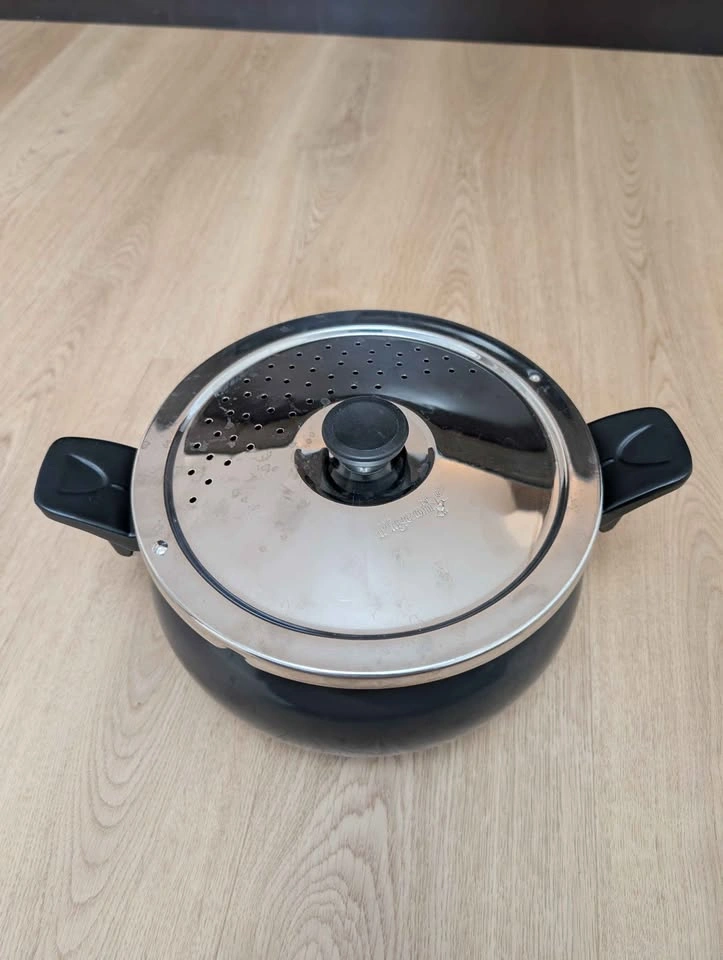 Pigeon 5 Litre Pressure Cooker with add on lids - photo 3