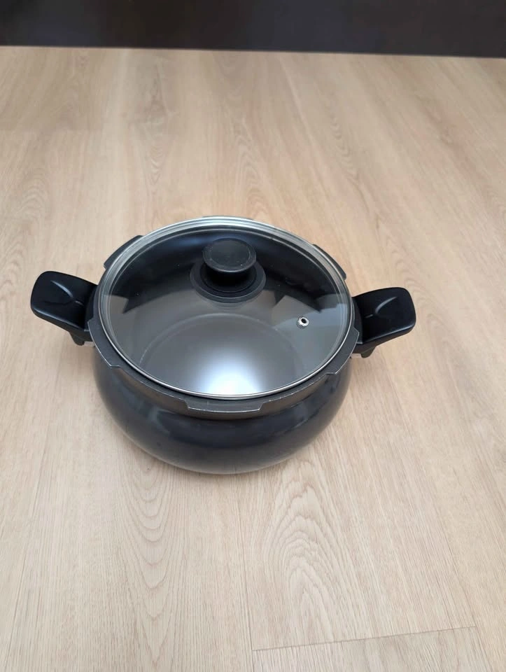 Pigeon 5 Litre Pressure Cooker with add on lids - photo 4