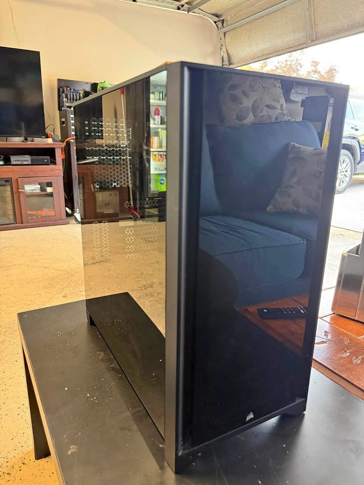 Corsair Mid-Tower ATX Case