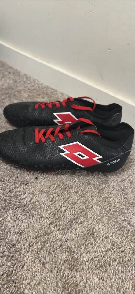 Soccer cleats for kids - photo 2