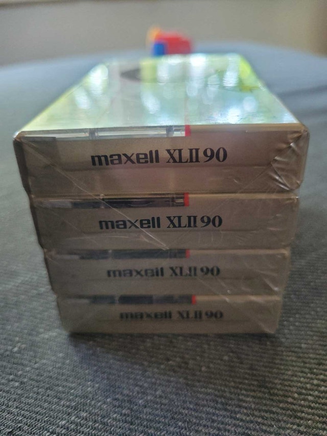 Maxell XLII 90 Audio Cassette Tapes - photo 3