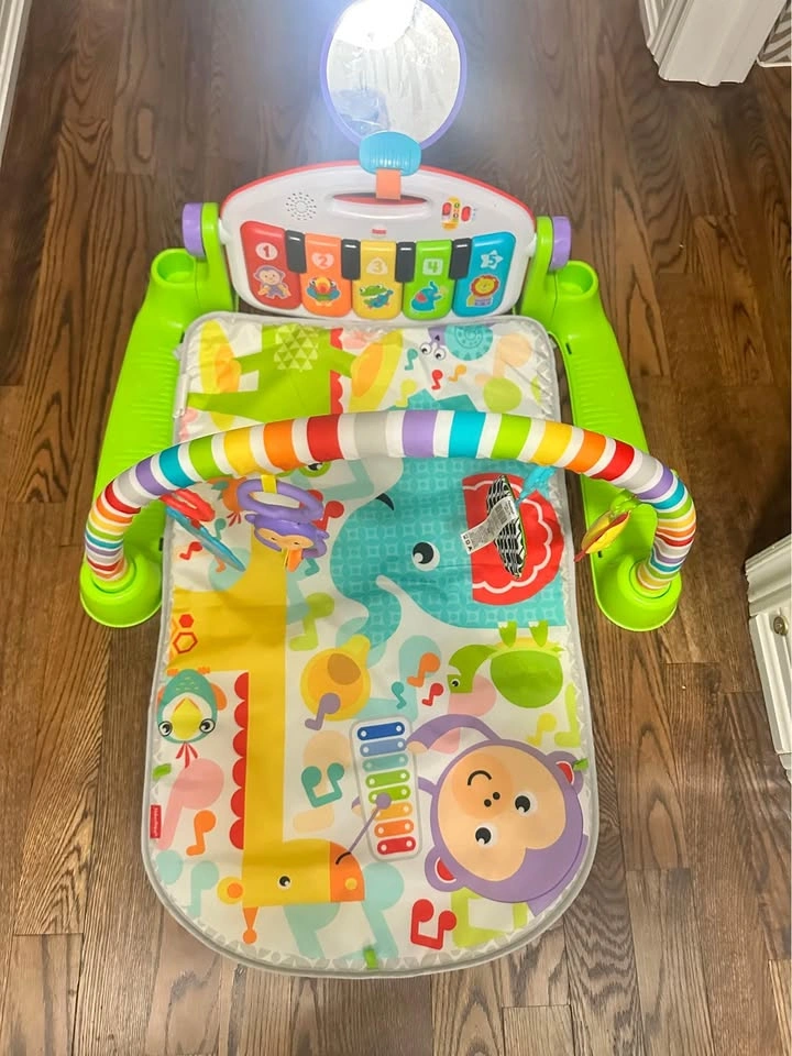 Fisher price baby playmat with piano
