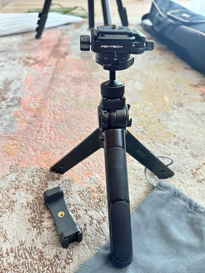 PGYTECH Mini Tripod with Phone Mount