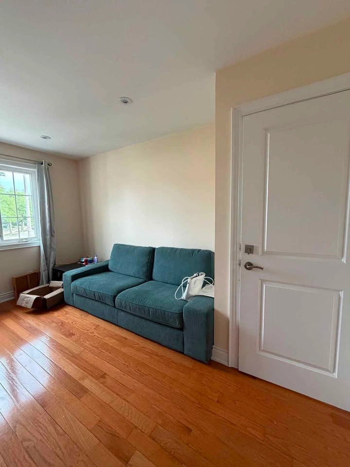 Private bedrooms for rent