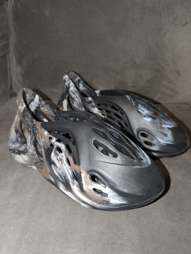 Adidas Yeezy Foam Runner MX Cinder Size 8 Mens Slip On Sandals - photo 2