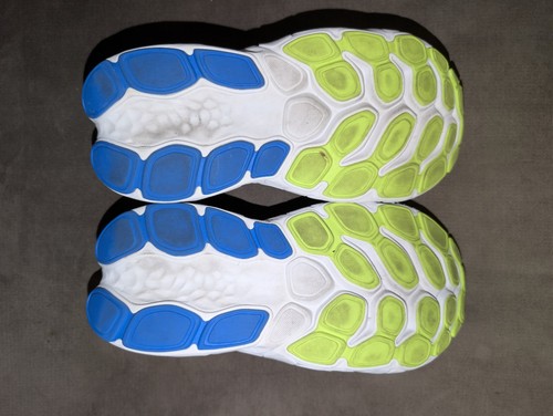 New Balance Fresh Foam More v4 Womens 9.5 White Blue Yellow - photo 4