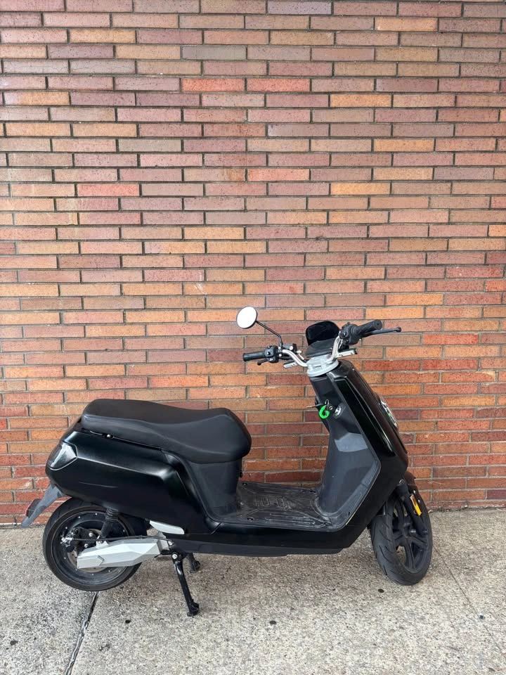 ELECTRIC MOPED - photo 2