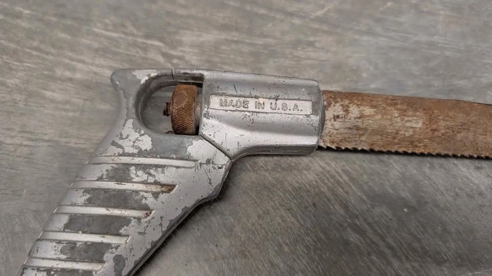 Drywall Saws + 2 Utility Knives – $25 - photo 5