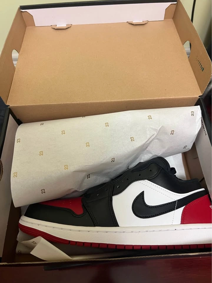 Jordan 1 Low Bundle 450$ size 9 - photo 3