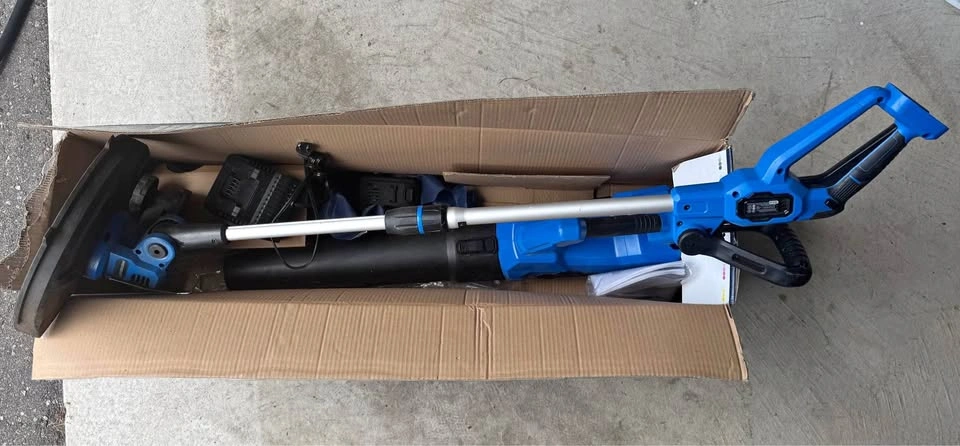 Mastercraft 20V Cordless 12" String Trimmer and 370CFM Blower