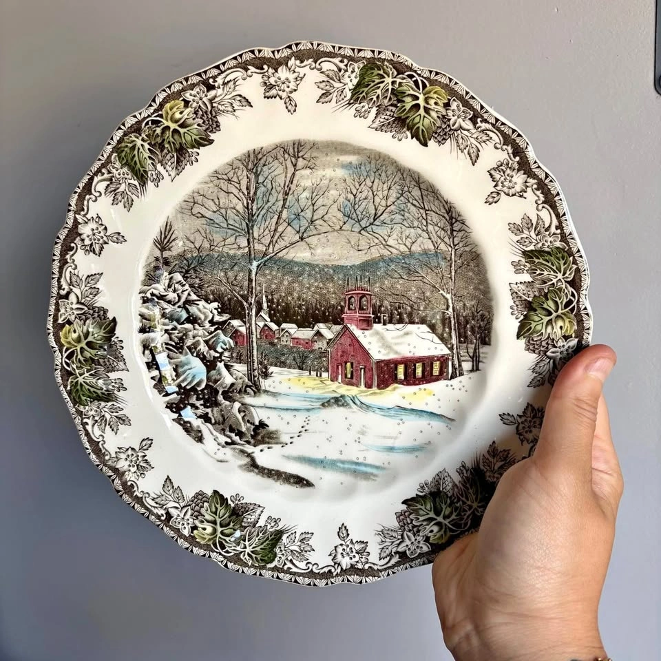 Johnson Brothers The School House 10" Decorative Plate