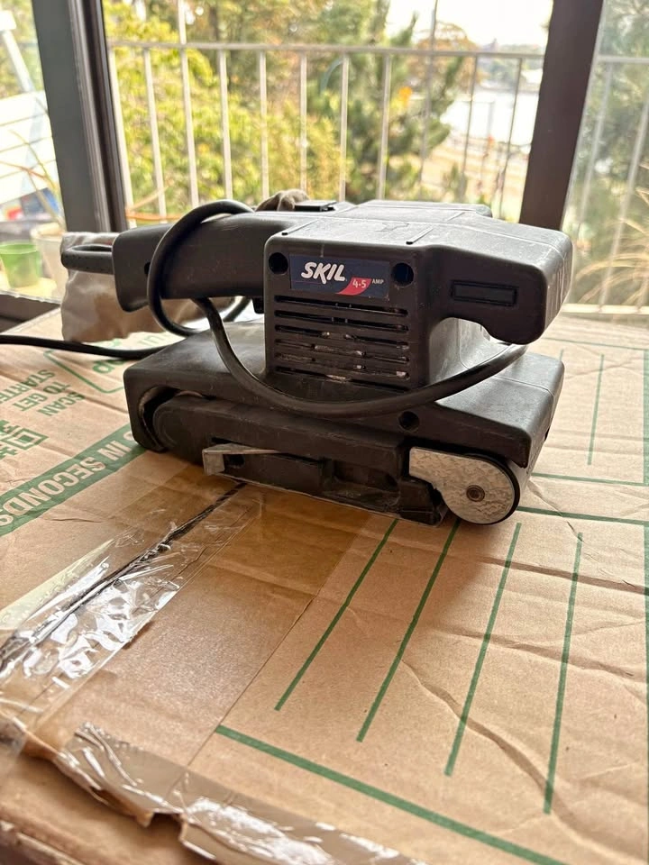 SKIL Belt Sander