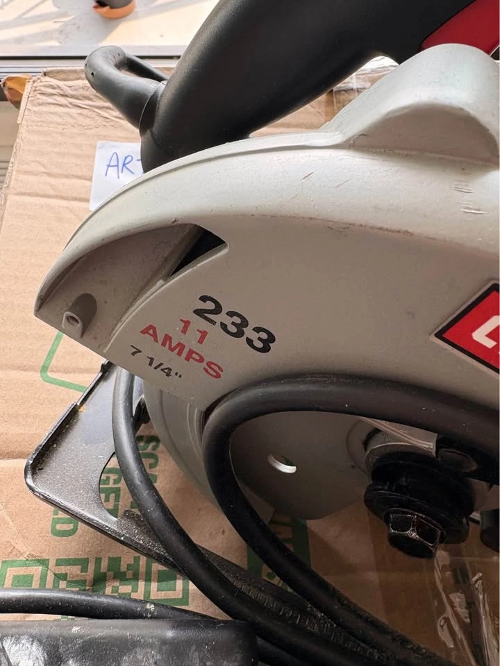 Craftsman 7-1/4” Circular Saw. Comes with Extra Blade! - photo 3