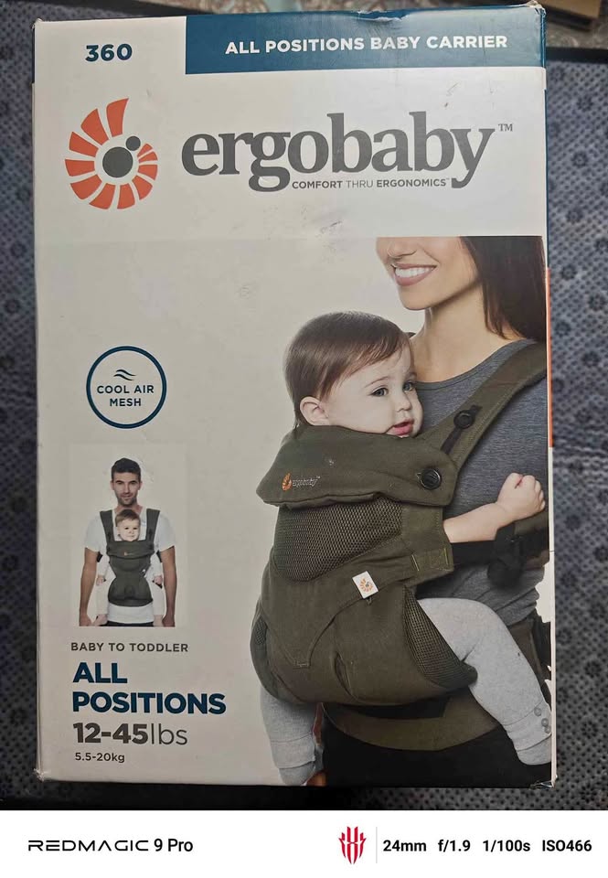 Ergobaby Carrie baby