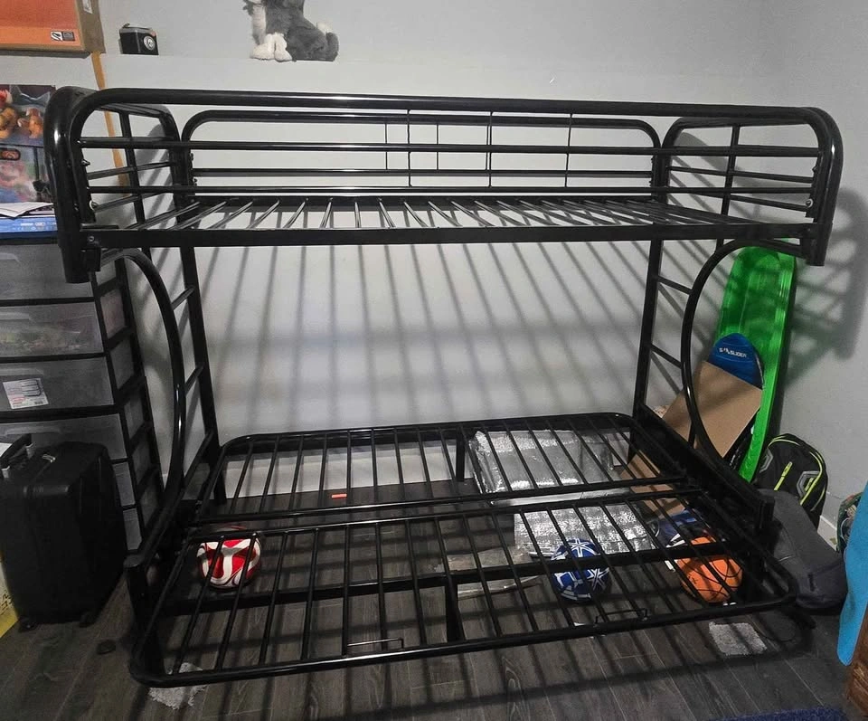 Black Metal Twin over Futon Bunk Bed - photo 3