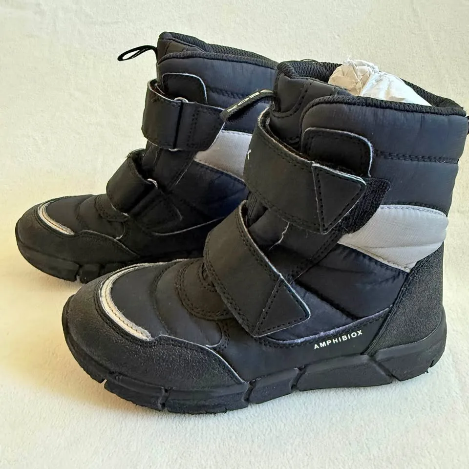Geox Amphibiox Boys Boots Size 13 thumbnail