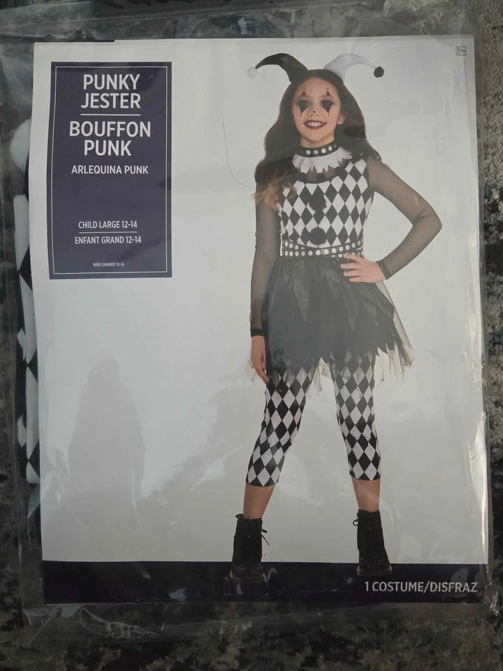 Girls Halloween costumes - Spirit, Spooktacular, and More - photo 4