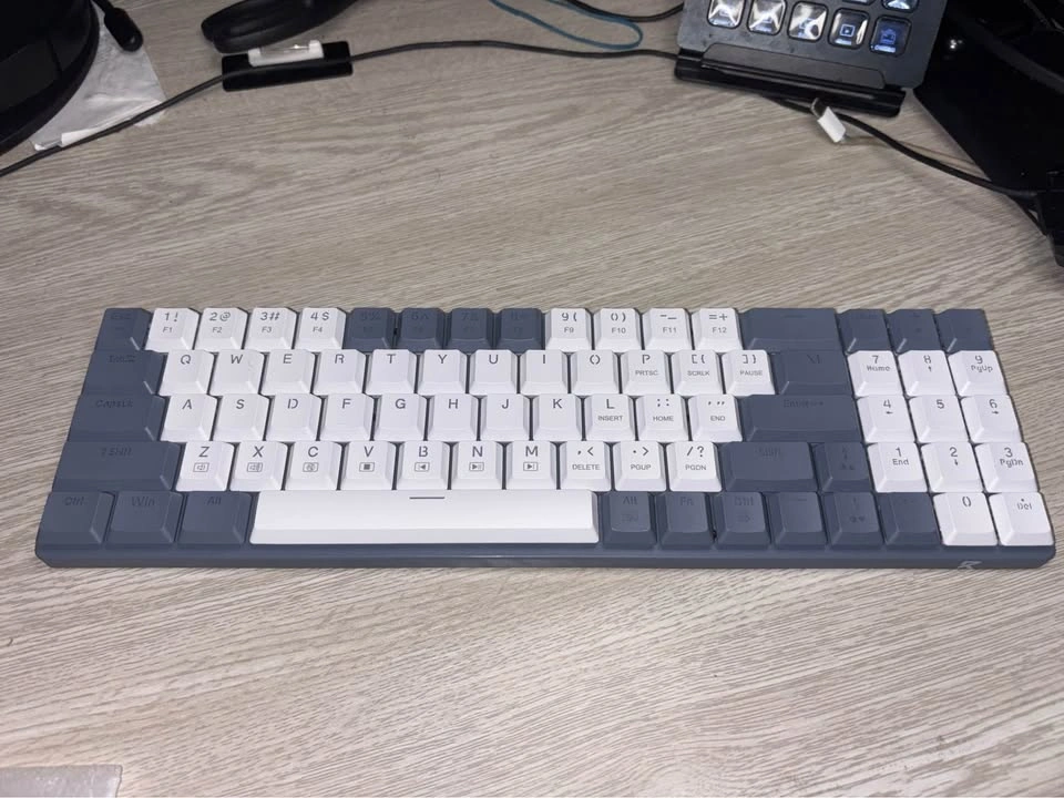 Gaming Keyboard + Mouse - photo 3