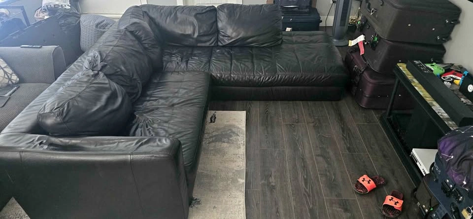 Black Leather Sectional Sofa
