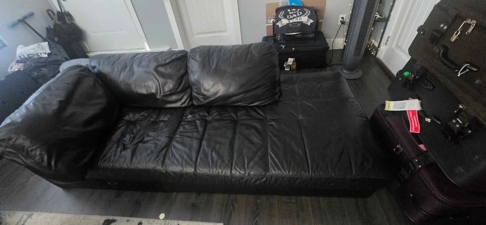 Black Leather Sectional Sofa - photo 3