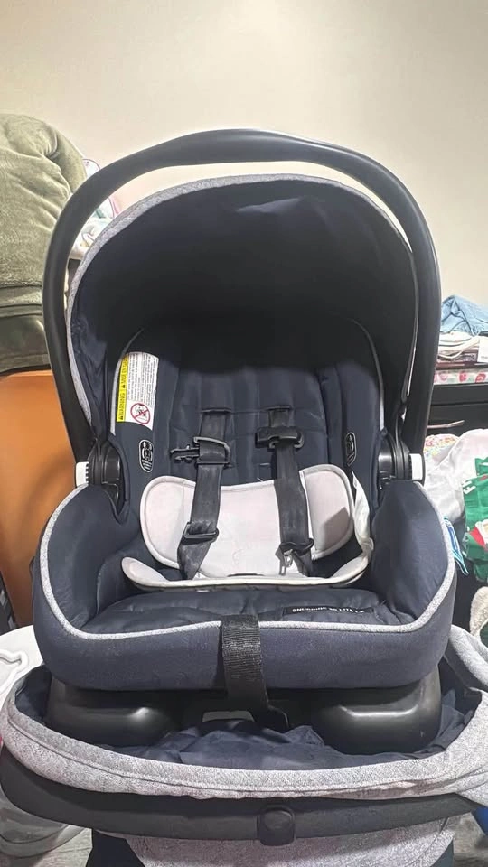 Graco Stroller system with infant car seat - photo 2