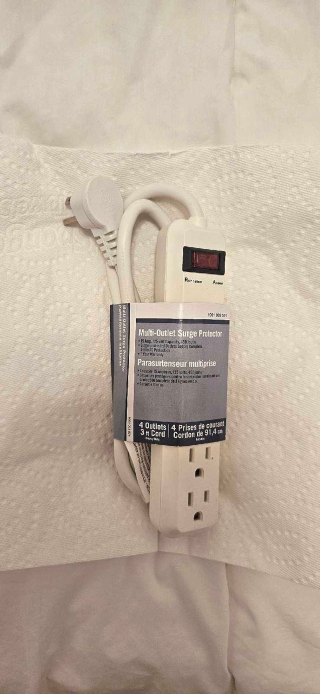 3 ft 4-Outlet