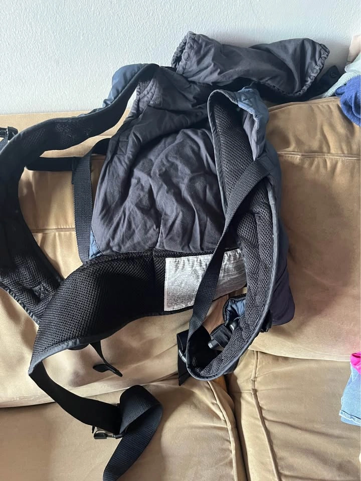 Ergobaby Baby Carrier - photo 3